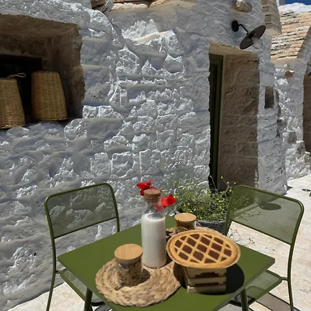 Trulli E Frasche Bed & Breakfast